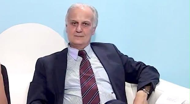 «La vera alternativa alla pedagogia dell’assenza non è una pedagogia del controllo, ma una pedagogia della presenza».