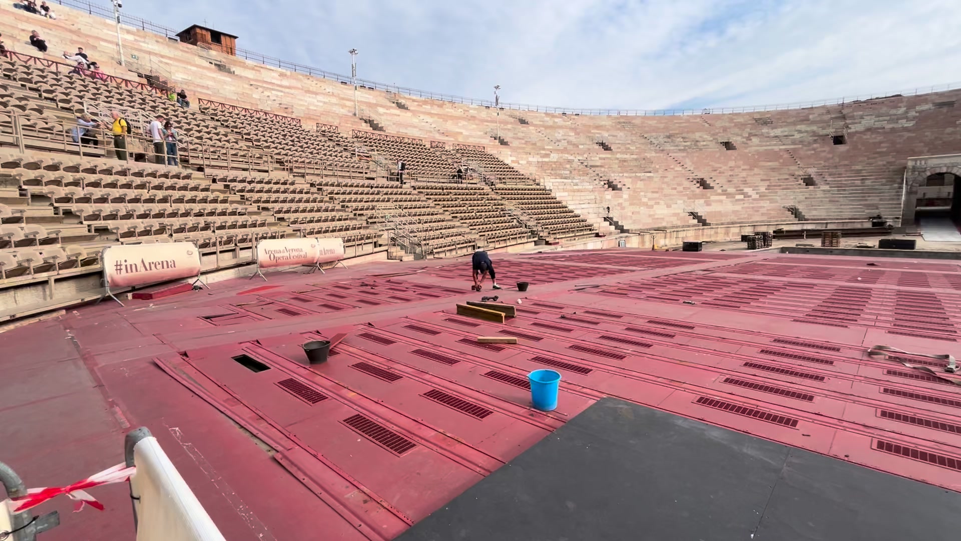 Sopralluogo all'Arena di Verona, dove ci auguriamo di poter realizzare, un momento istituzionale di celebrazione dei valori costituzionali con le studentesse e gli studenti delle Scuole del territorio.