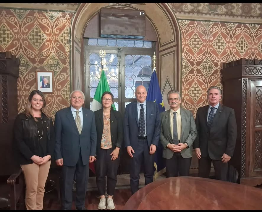 VIOLENZA GIOVANILE E VUOTO DI VALORI: LA RESPONSABILITÀ DEGLI ADULTI